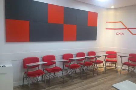 isover_decorsound_cna_sala_aula_2_0.jpg